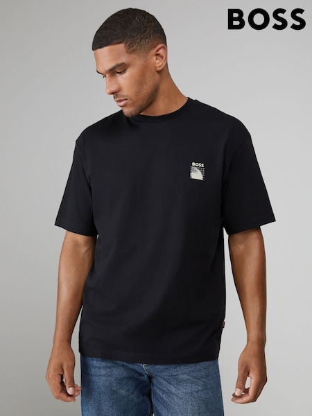 BOSS Black Regular Fit Graphic Logo T-Shirt (W36787) | 392 QAR