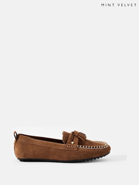 Mint Velvet Syd Suede Deck Shoes (W36938) | € 130