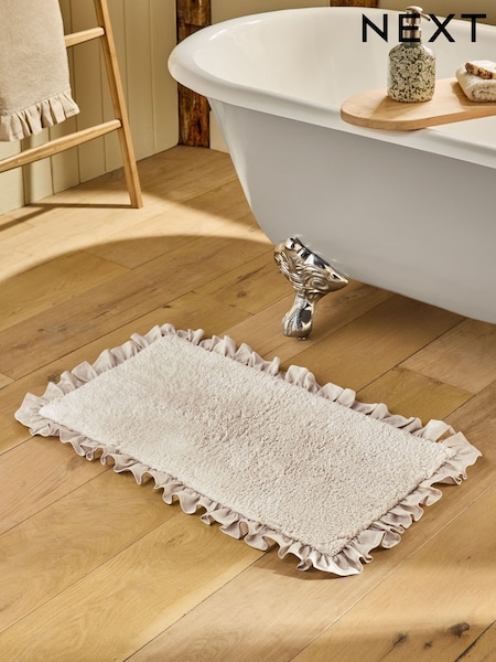 Natural Frill Bath Mat (W37293) | €20