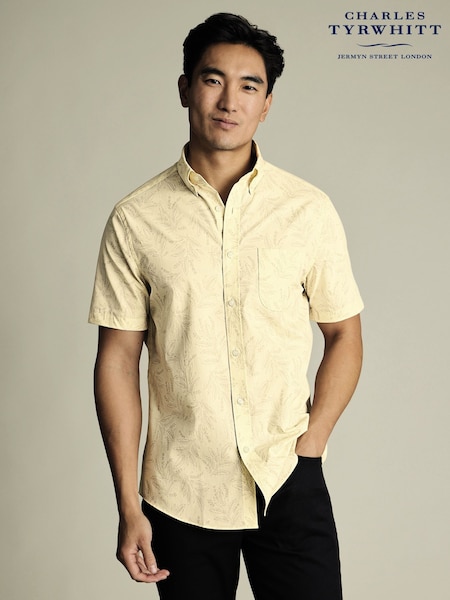 Charles Tyrwhitt Cream Slim Fit Short Sleeve Non-Iron 100% Cotton Leaf Print Shirt (W38598) | €100