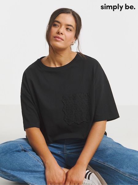 Simply Be Broderie Pocket 100% Cotton T-Shirt (W41128) | €35