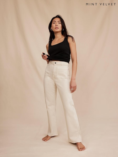 Mint Velvet Natural Wash Straight Jeans (W41371) | €126