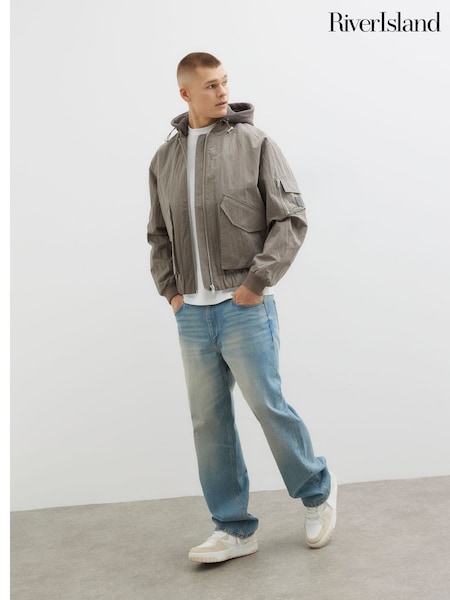 River Island Brown Hooded Bomber Jacket (W42561) | €99