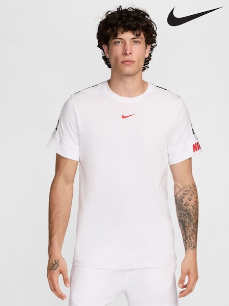 Nike White T-Shirt (W42981) | €47