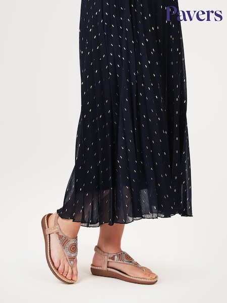 Pavers Brown Elasticated Toe-Post Sandals (W44745) | €37
