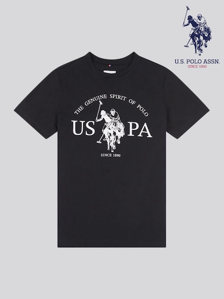 أسود - U.S. Polo Assn. Boys Graphic Print 100% Cotton T-Shirt (W47199) | ‏116 د.إ.‏ - ‏ 140‏ د.إ.