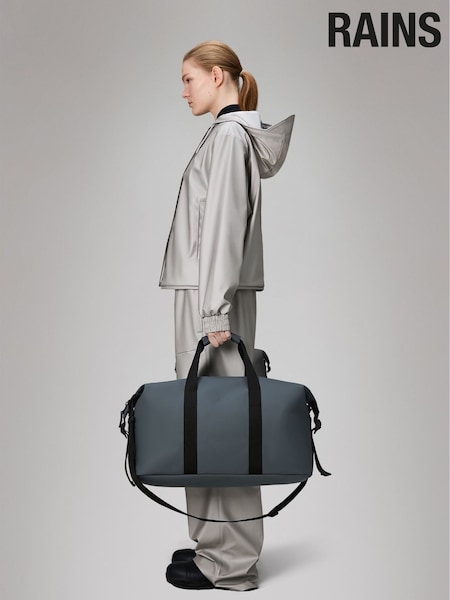 modra - Rains Hilo Weekend Bag (W47976) | € 104