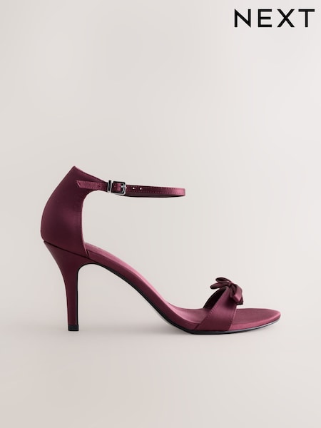Bordo rdeča - Forever Comfort® Mini Satin Bow Heeled Sandals (W48978) | € 37