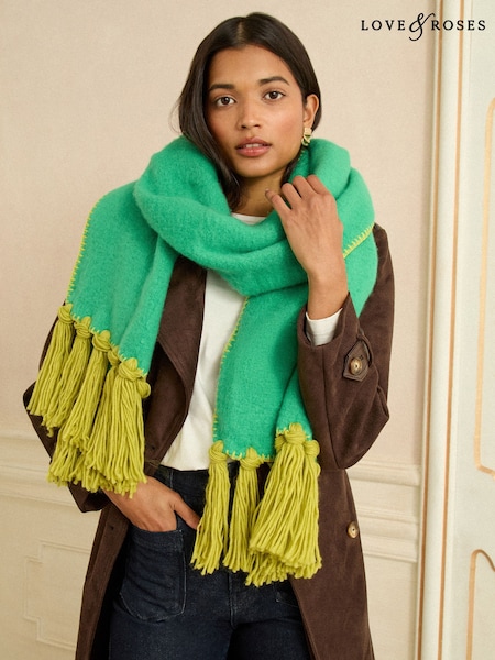 Love & Roses Green Tassel  Cosy Contrast  Brushed Scarf (W49562) | €28
