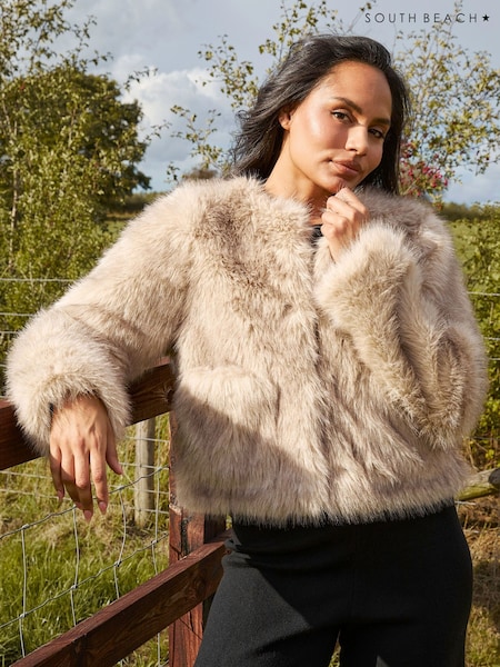 South Beach Brown Faux Fur Double Pocket Jacket (W51117) | €101