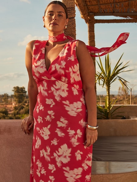 Live Unlimited Curve Floral Print Sleeveless Midi Dress with Neck Scarf (W52455) | €144