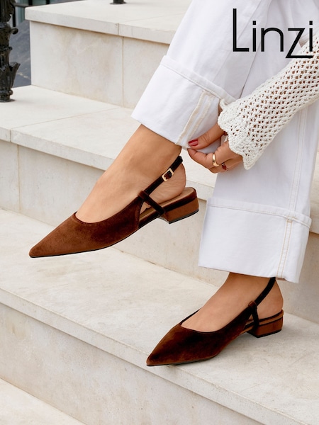 Linzi Brown Clasica Low Heeled Slingback Courts (W53344) | €48
