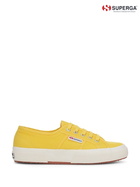 Superga 2750 COTU Classic Canvas White Trainers (W54069) | €83