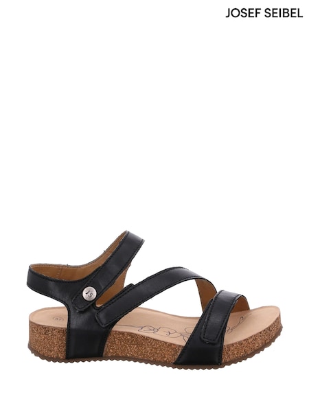 Josef Seibel Tonga 25 Triple Strap Black Sandals (W54500) | R$ 890