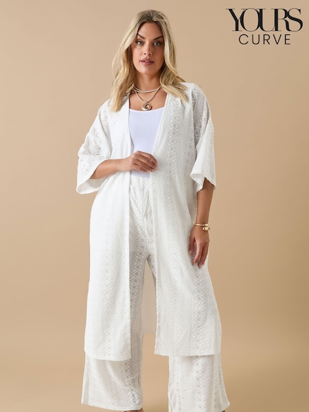 Valkoinen - Yours Curve Anglaise Cover-Up (W55060) | €46