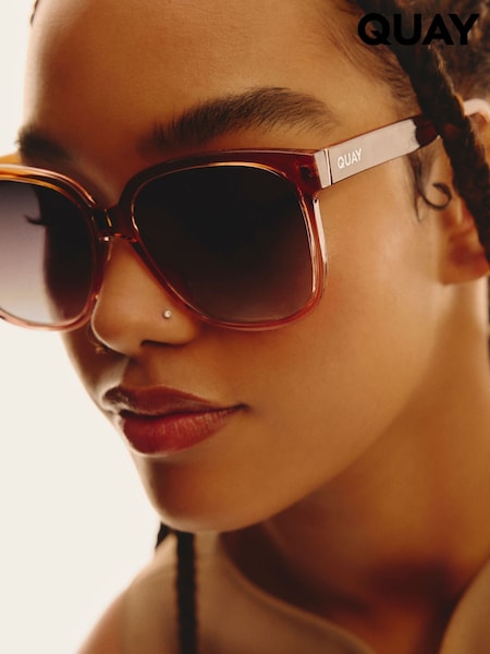 QUAY Wide Awake Sunglass (W55136) | €71