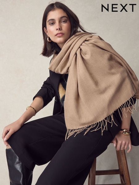 Camel Premium Made in Italy Twill Midweight Shawl Scarf (W55177) | R$ 390