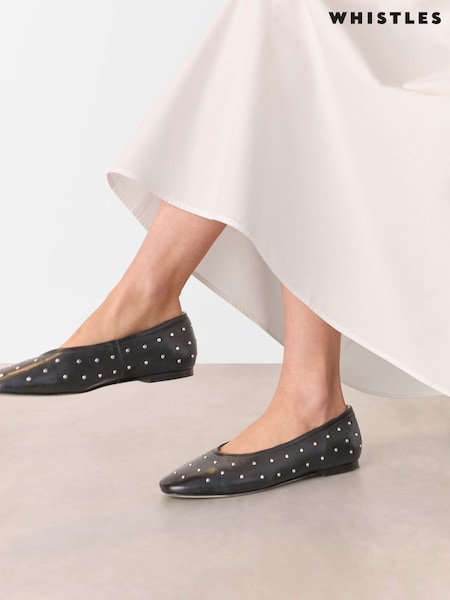 Whistles Black Karina Studded Ballet Pumps (W55191) | R$ 980
