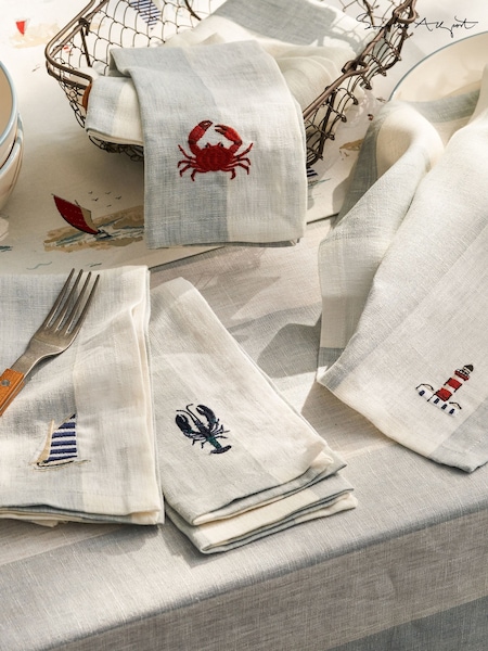 Sophie Allport Set of 4 Pale Blue Linen Coastal Embroidered Napkins (W55563) | €57