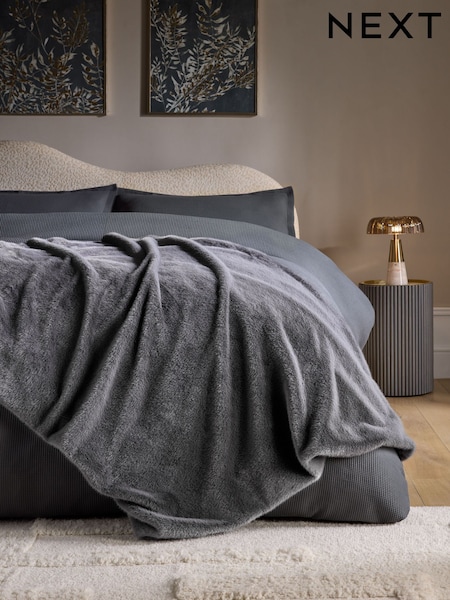 Grey Luxe Plush Faux Fur Throw (W56797) | €72 - €125