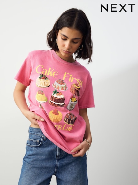 Raspberry Pink Oversized Washed Cake Sweet Treats Food Graphic Print Short Sleeve Crew Neck T-Shirt (W56840) | €30
