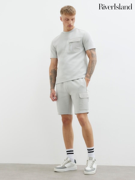 River Island Grey Slim Fit Short Sleeve Pocket T-Shirt (W57296) | 139 QAR