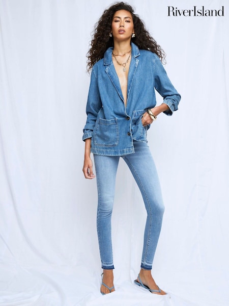 River Island Blue Mid Rise Sculpted Molly Jeans (W58145) | €69