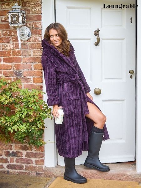 Loungeable Purple Plush Luxury Maxi Hooded Dressing Gown (W58609) | €50