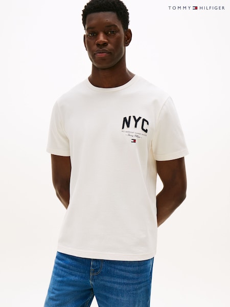 Tommy Hilfiger Cream Athleisure Logo Embroidery T-Shirt (W59099) | R$ 640
