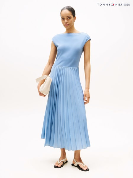 Tommy Hilfiger Pleated Fit And Flare Maxi Dress (W59899) | €199