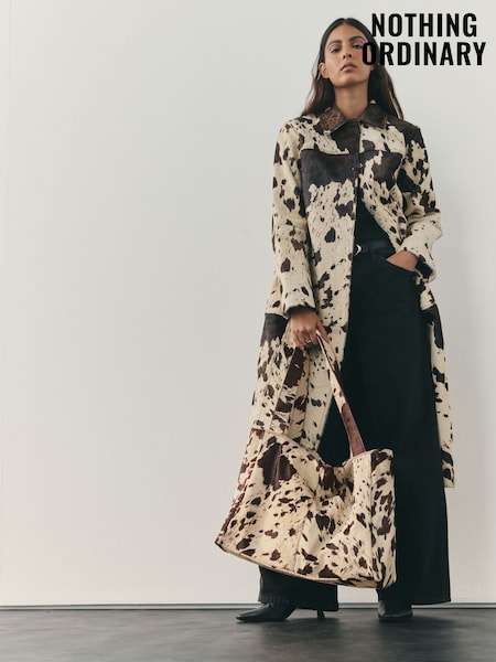 Nothing Ordinary Animal Cowhide Oversized Shopper Bag (W63520) | €291