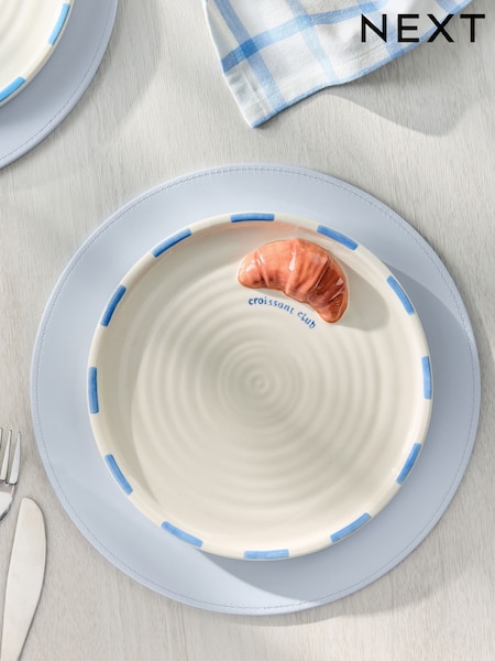 Set of 2 Blue and White Claude Croissant Side Plates (W63564) | €20