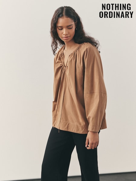 Nothing Ordinary Camel Heavyweight Cotton Poplin Tie Front Top (W66142) | €102