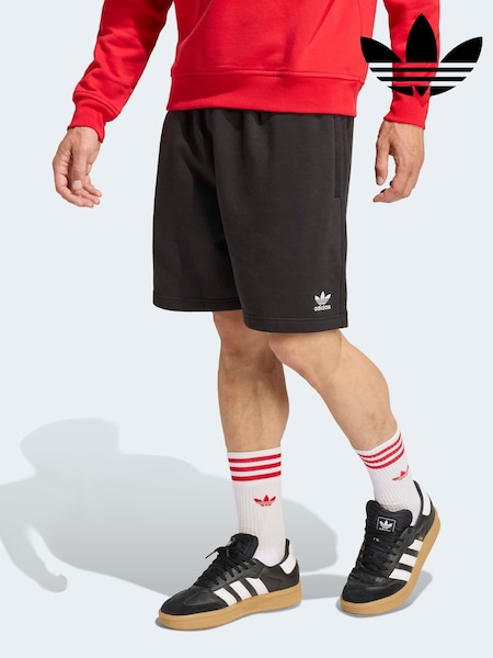 adidas originals Trefoil Essentials 7 Inch Fleece Shorts (W67878) | kr518