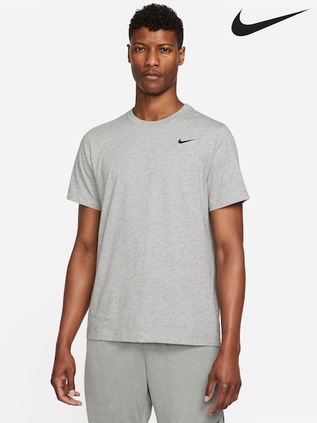 Svart grå - Nike Dri-FIT Training T-Shirt (W71604) | kr440