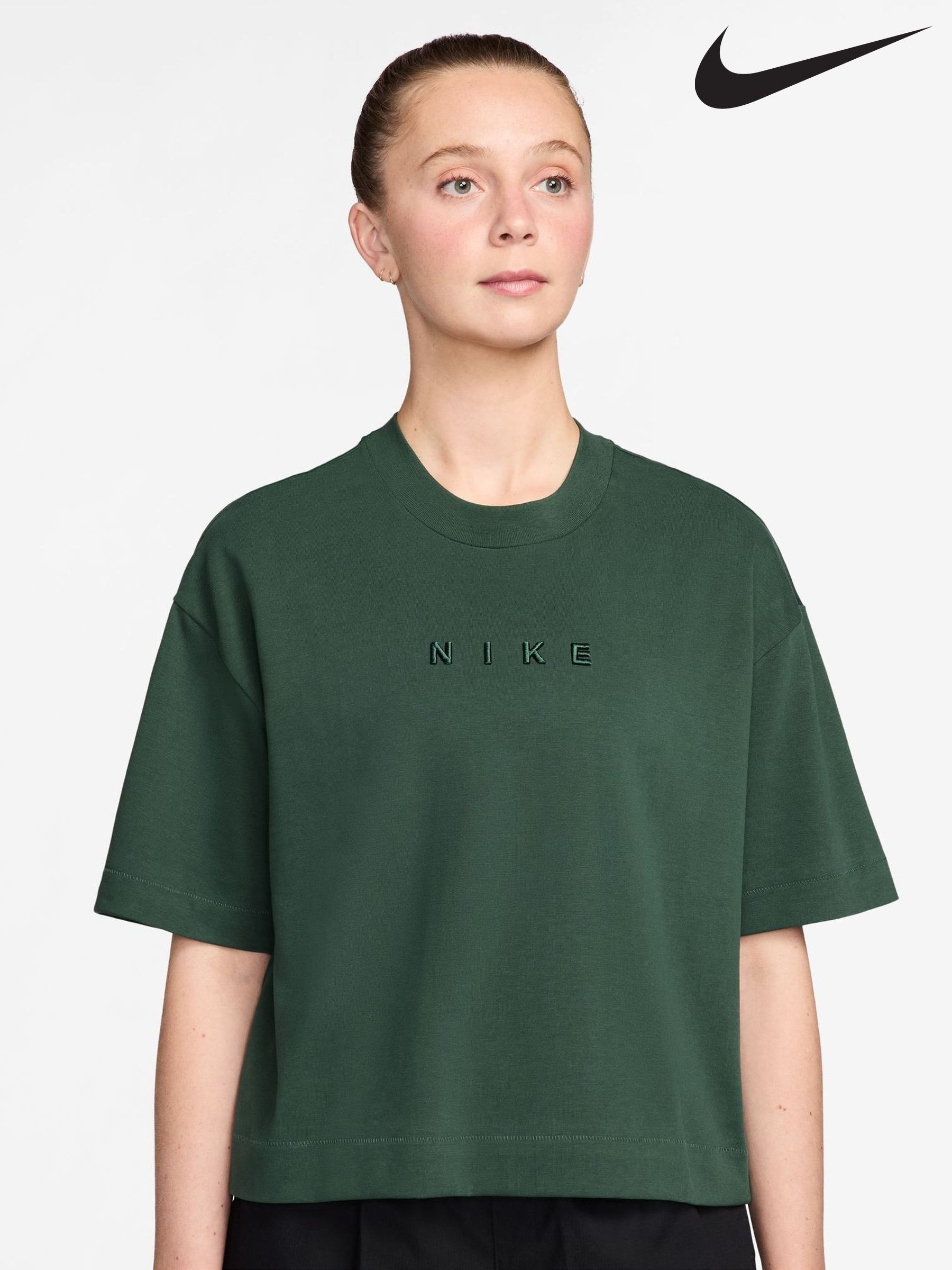 nike green t shirts