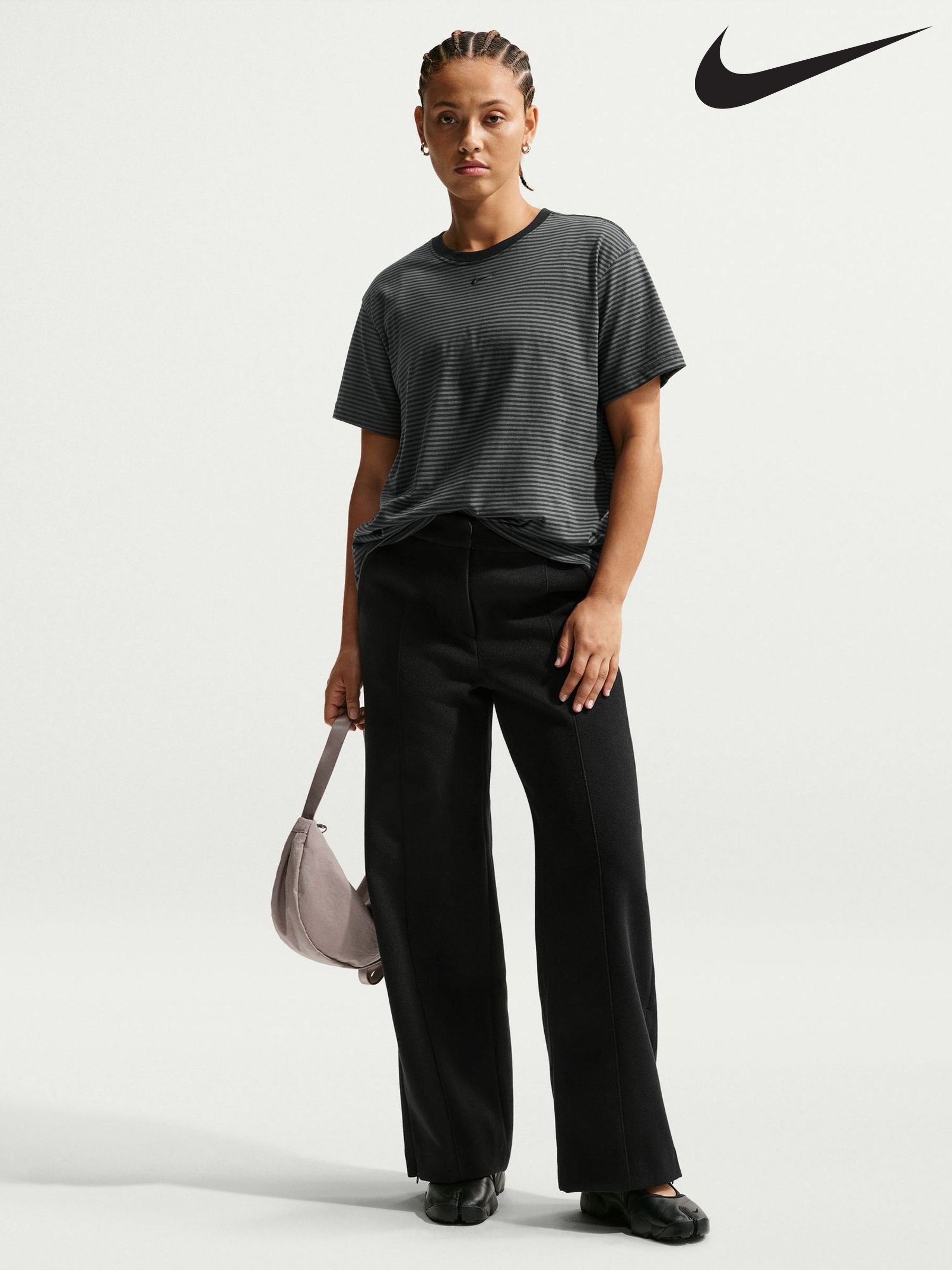 nike oversized stripe t shirt