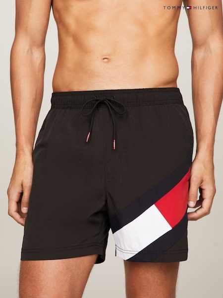 Tommy Hilfiger Black Medium Long Drawstring Shorts (W73015) | €64