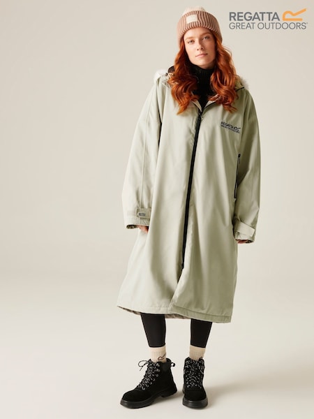 Regatta Natural Adult Waterproof Pro Changing Robe (W74586) | €108