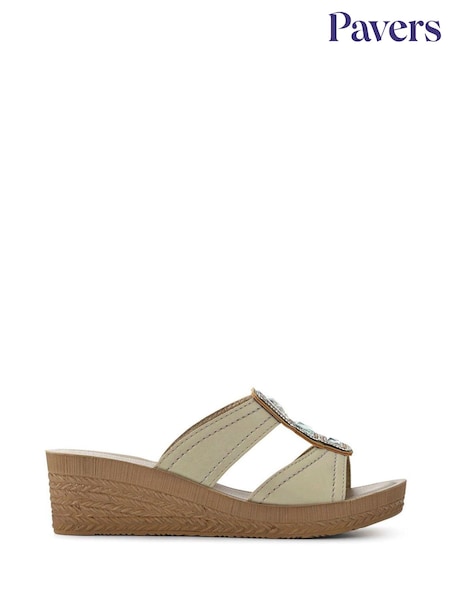 Dourado - Pavers Extra Cushioned Slip On Wedge Mules (W75898) | R$ 295