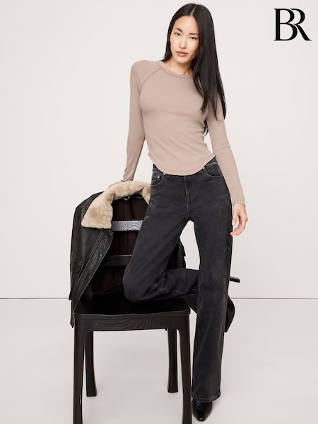 Banana Republic Brown Ribbed Curved-Hem Long Sleeve T-Shirt (W77963) | €40