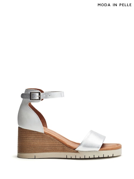 Moda in Pelle Karia Two Part Wedge White Sandals (W78120) | R$ 1.075