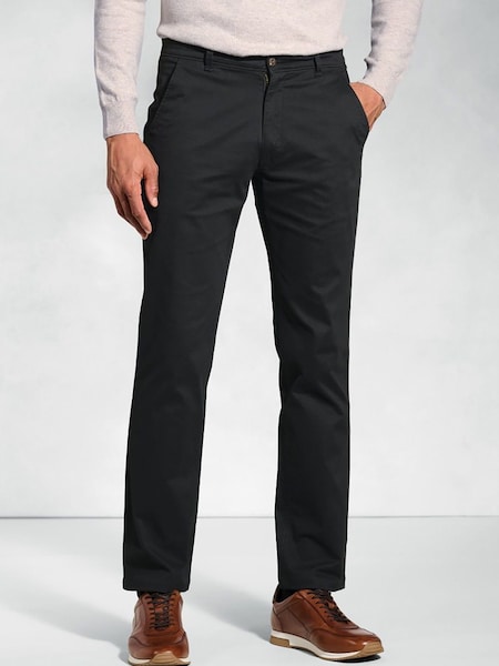 Brook Taverner Stretch Cotton Chinos (W78164) | 71 €