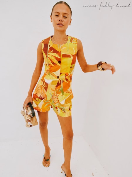 Never Fully Dressed Verano Sol Waistcoat (W79783) | 139 €