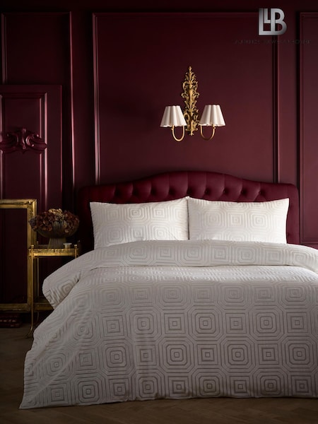 Laurence Llewelyn-Bowen Emile Jacquard Duvet Cover Set (W81772) | ‏379 د.إ.‏ - ‏ 524‏ د.إ.