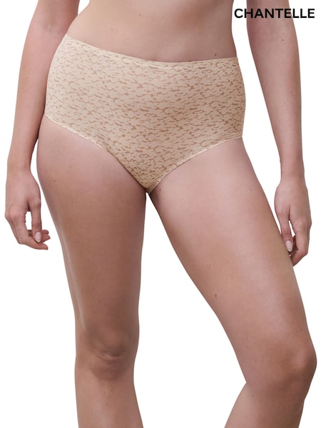Chantelle One Size Soft Stretch Seamless High Waisted Nude Knickers (W85420) | € 27