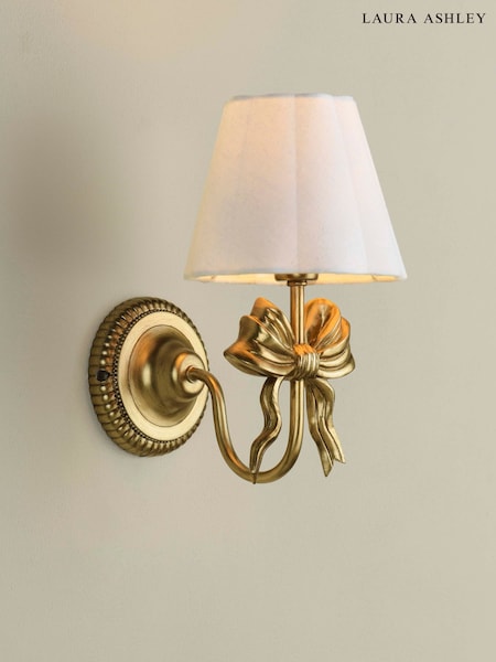 Laura Ashley Gold Larkfield 1 Wall Light (W88608) | €89