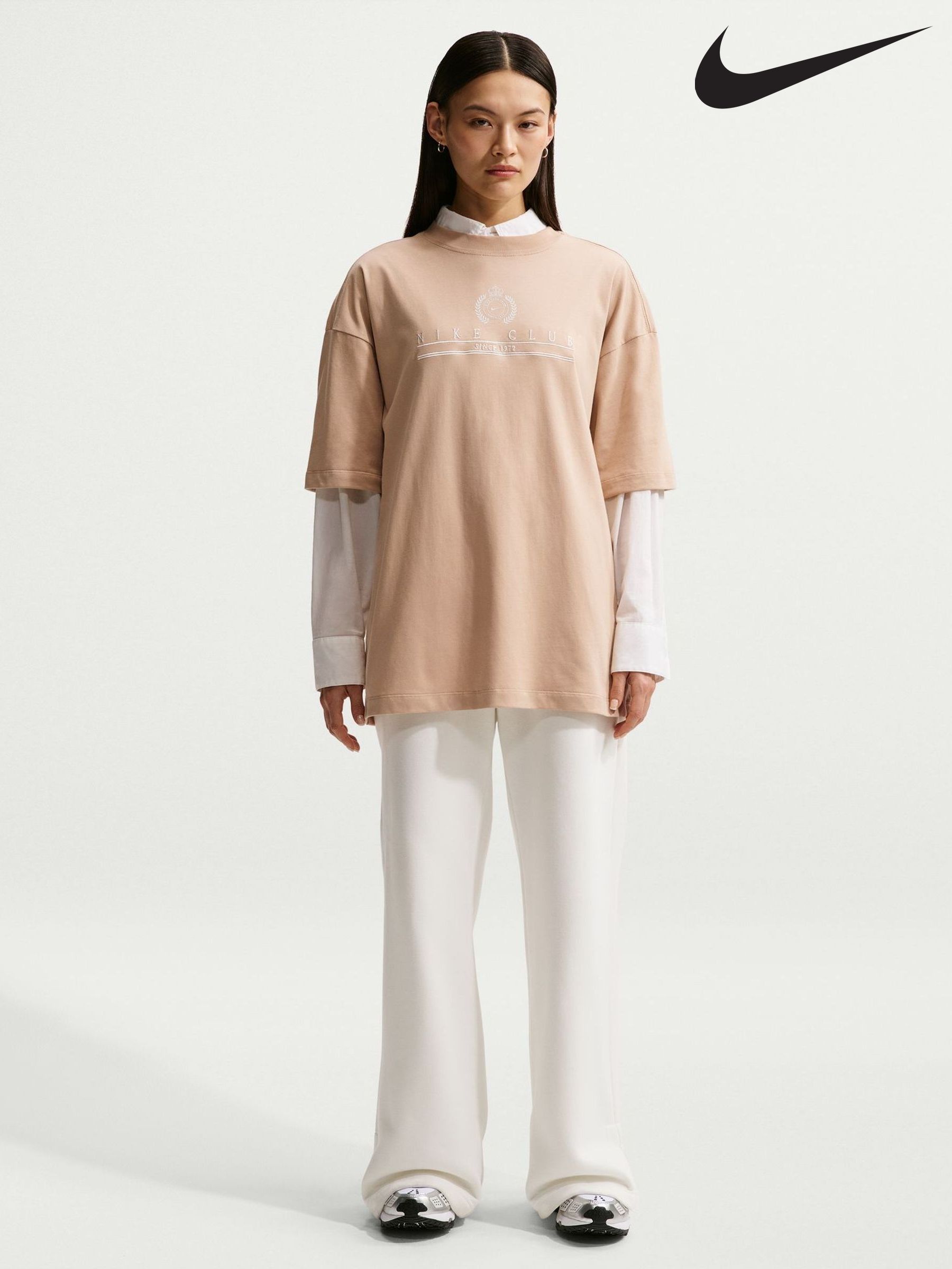 Buy Women's Tops Natural Graphic Sportswear Online | Next Romania