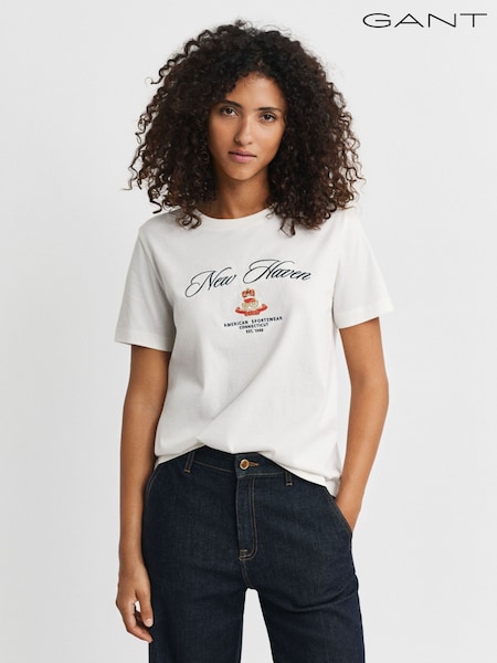 GANT White Embroidered Crest Logo T-Shirt (W90370) | €63