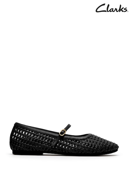 Clarks Black Livia Sky Shoes (W94472) | €105